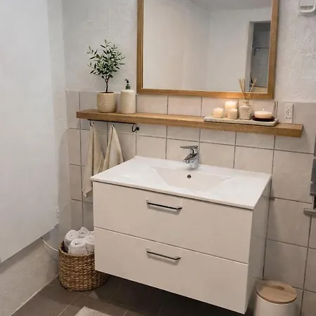 Casa de Férias Goldstueck Wohnen Im Weinberg