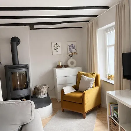 Casa de Férias Goldstueck Wohnen Im Weinberg *